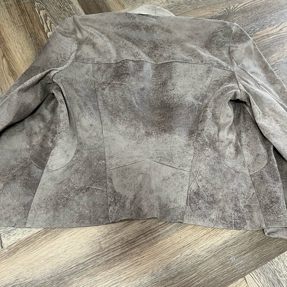 Bnci Suede Jacket - image 4